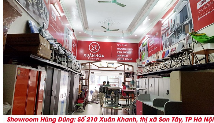 Xuân Hòa chúc mừng khai trương Showroom Hùng Dũng